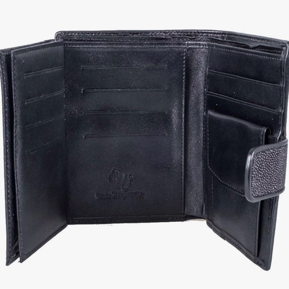 Stingray Skin Ladies Wallet - Picture 10 of 11